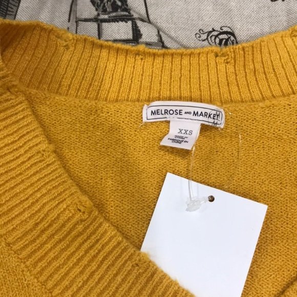 Melrose and Market Destroyed Sweater - Picture 4 of 6